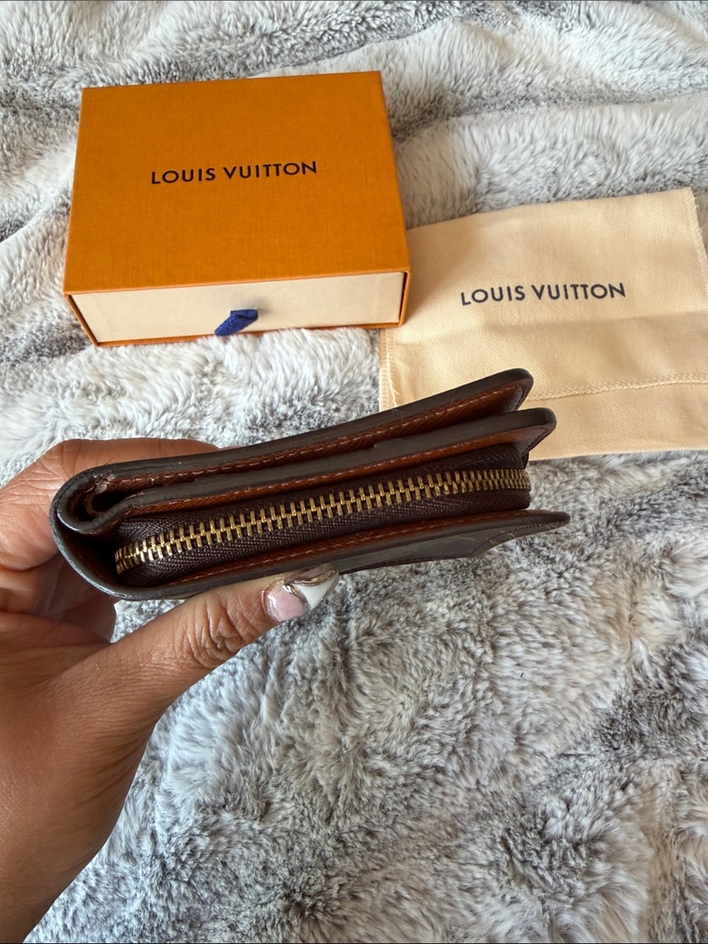 Louis Vuitton Monogram Compact Wallet - Picture 13 of 17